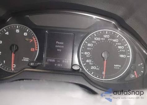 2011 Audi Q5 2.0T Premium z USA, uszkodzony, nr VIN WA1LFAFP7BA118740